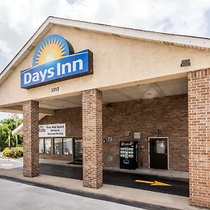 Days By Wyndham N Opryland/grand Ole Opry Motel Nashville